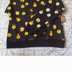 Forever 21 Emoji Christmas Sweatshirt